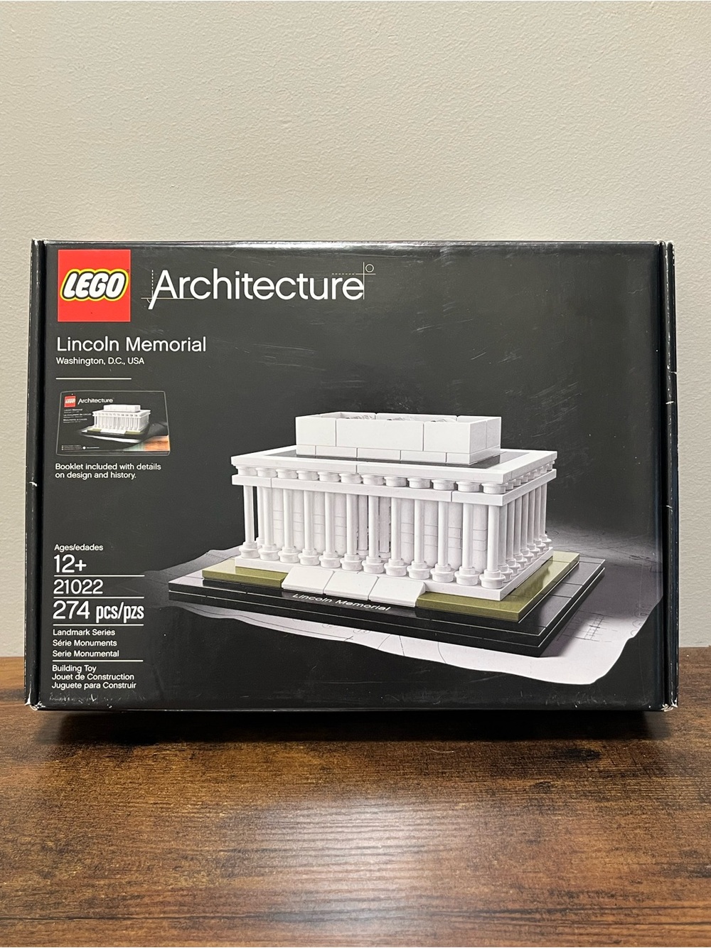 LEGO Architecture Lincoln Memorial (21022) - COMPLETE with Box & Manual